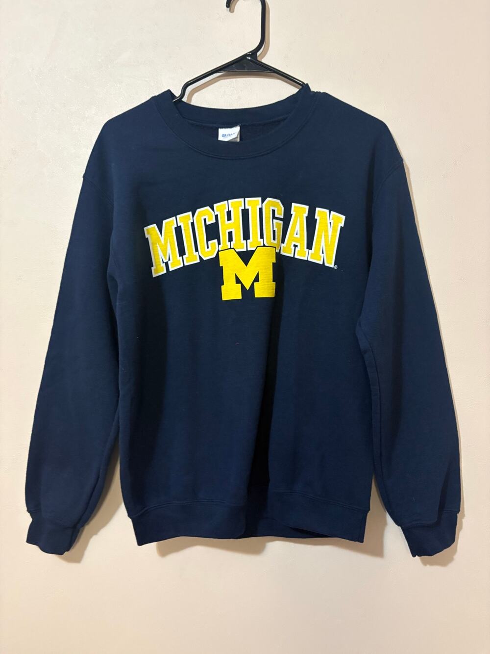 Michigan Wolverines sweatshirt navy yellow size small unisex